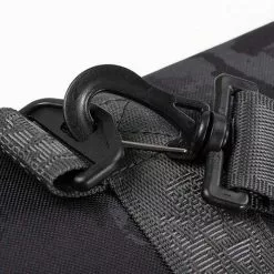 Fox Rage Voyager Camo Hard Rod Sleeve Single 1,45 Meter -Rutentaschen & Rutenfutterale Verkäufe nlu104 rage voyager camo 1 45m hard rod case triple strap carabiner detail 1280x1280